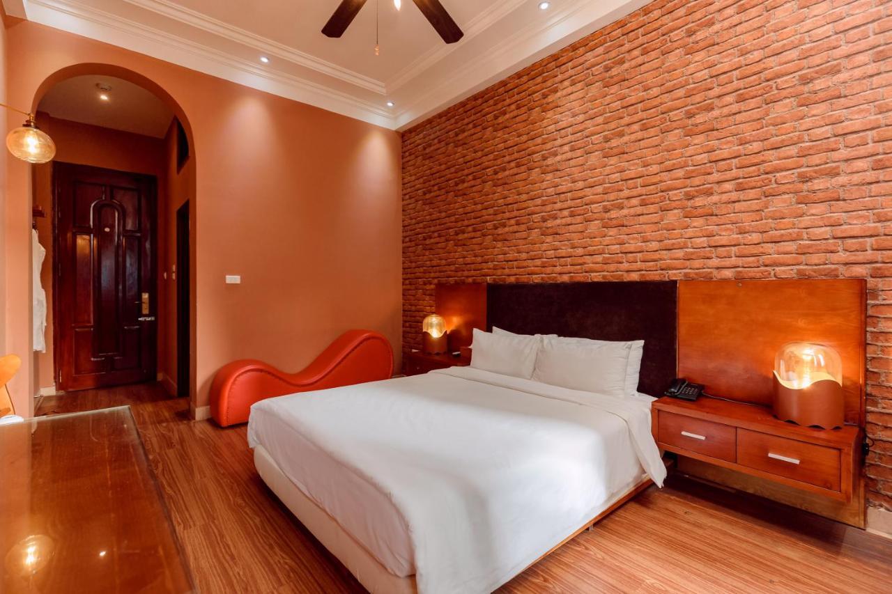 Super Oyo Capital O 1173 Le Grand Hanoi Hotel - The Ruby Buitenkant foto