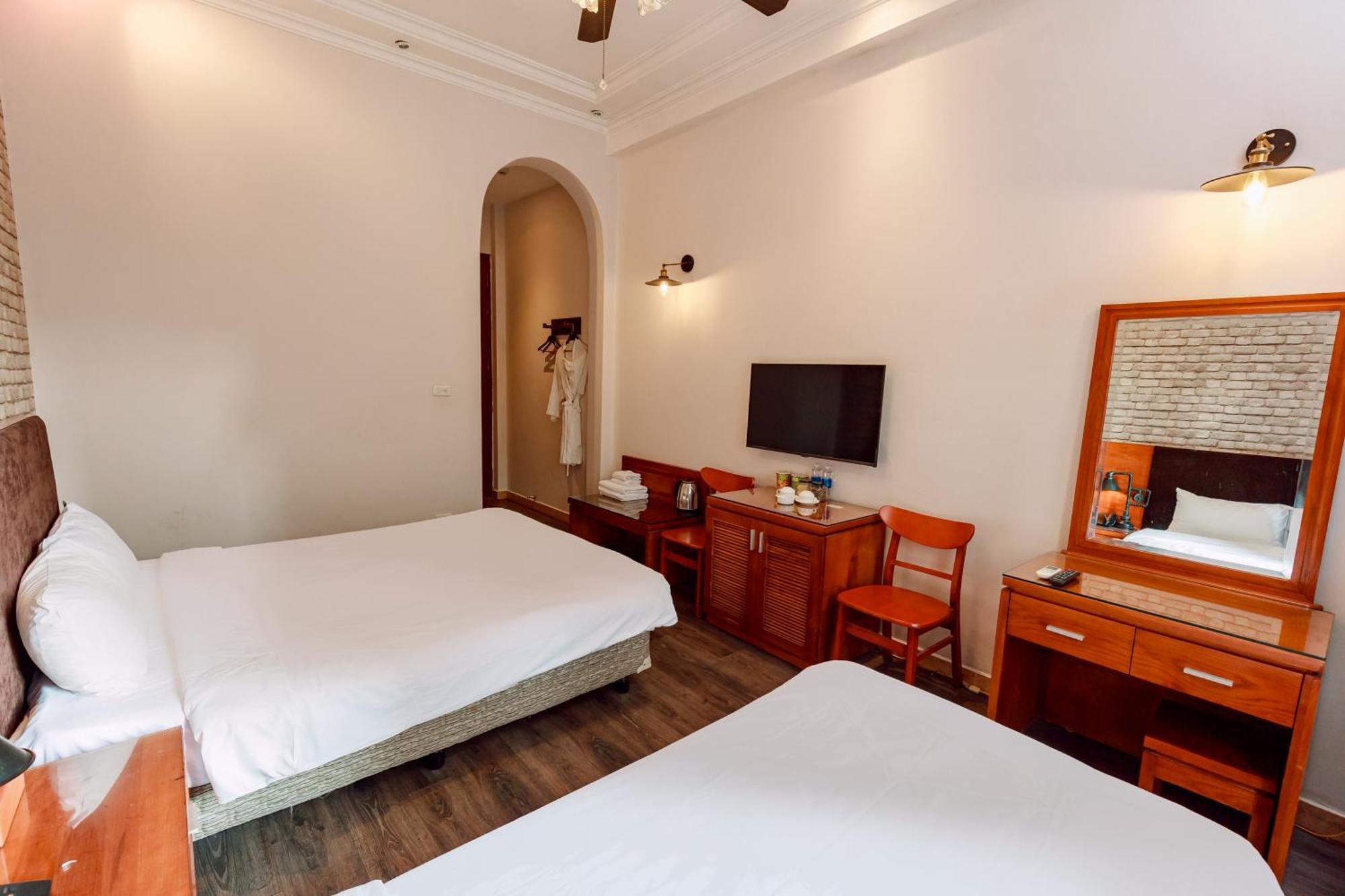 Super Oyo Capital O 1173 Le Grand Hanoi Hotel - The Ruby Buitenkant foto