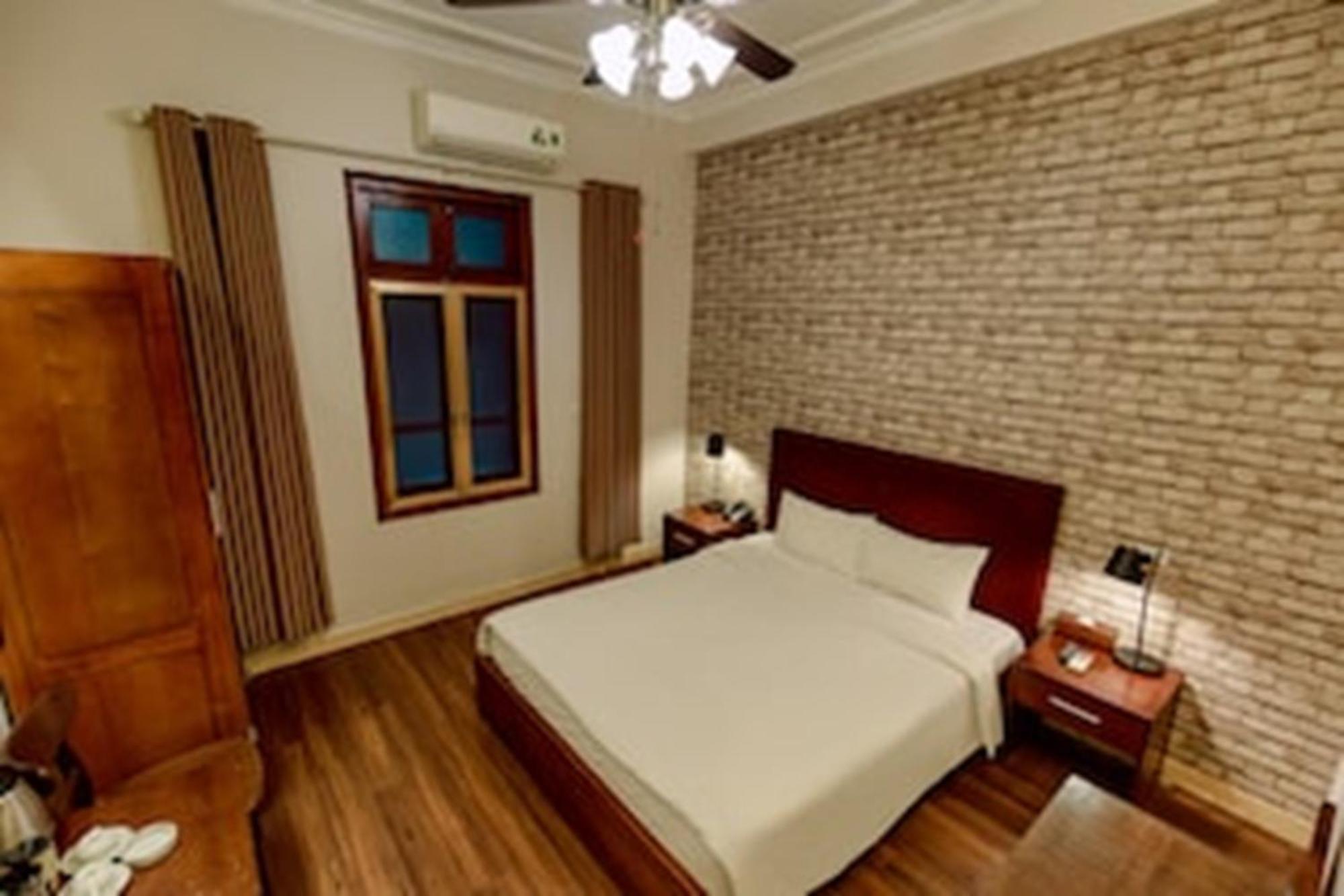 Super Oyo Capital O 1173 Le Grand Hanoi Hotel - The Ruby Buitenkant foto