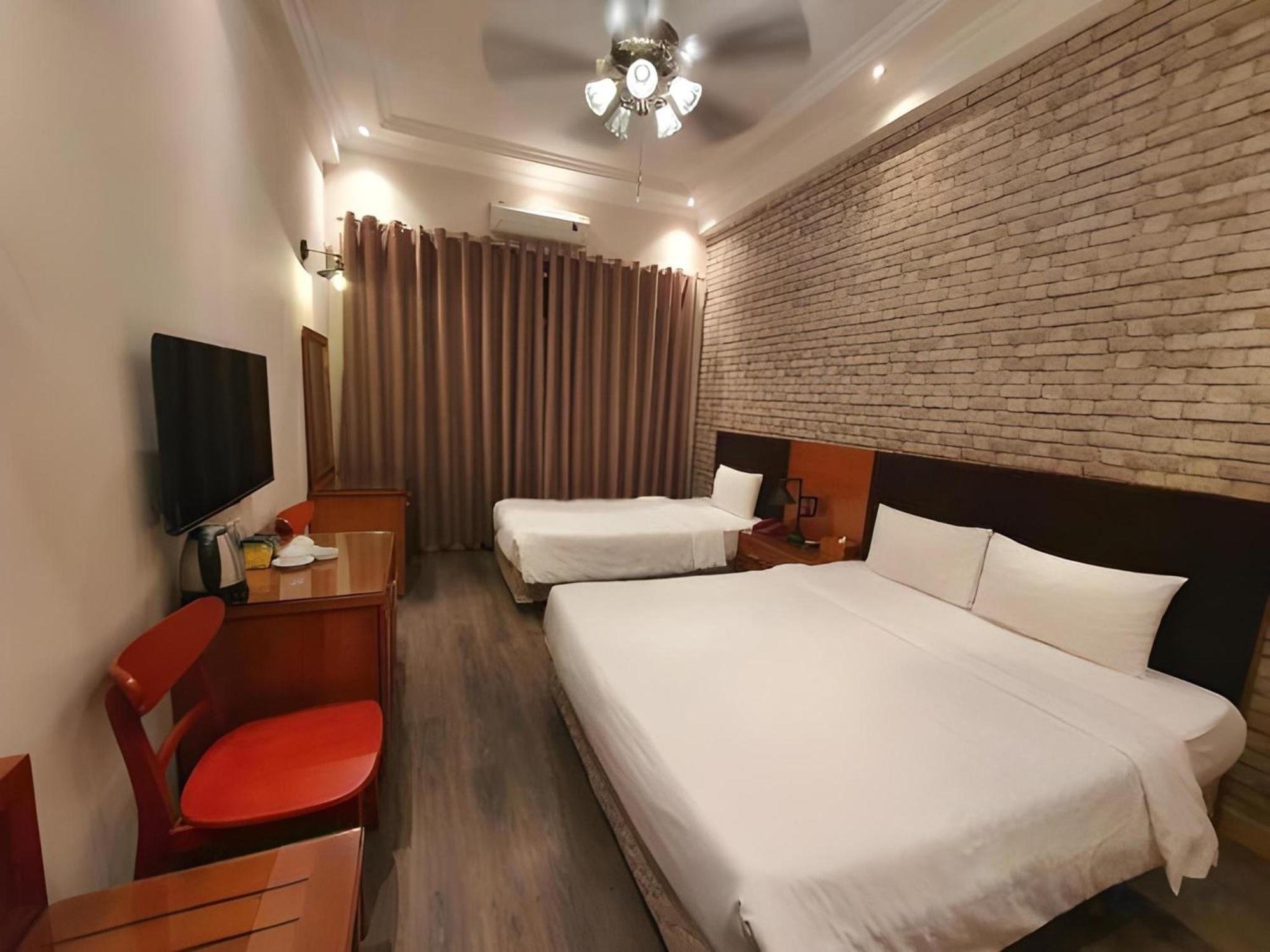 Super Oyo Capital O 1173 Le Grand Hanoi Hotel - The Ruby Buitenkant foto