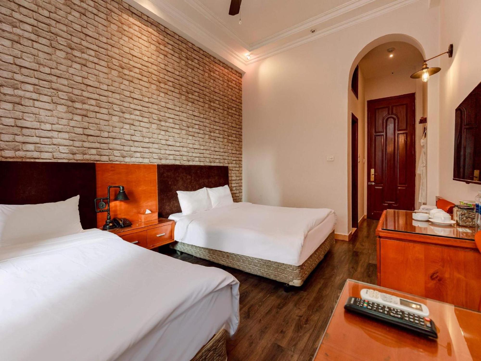 Super Oyo Capital O 1173 Le Grand Hanoi Hotel - The Ruby Buitenkant foto