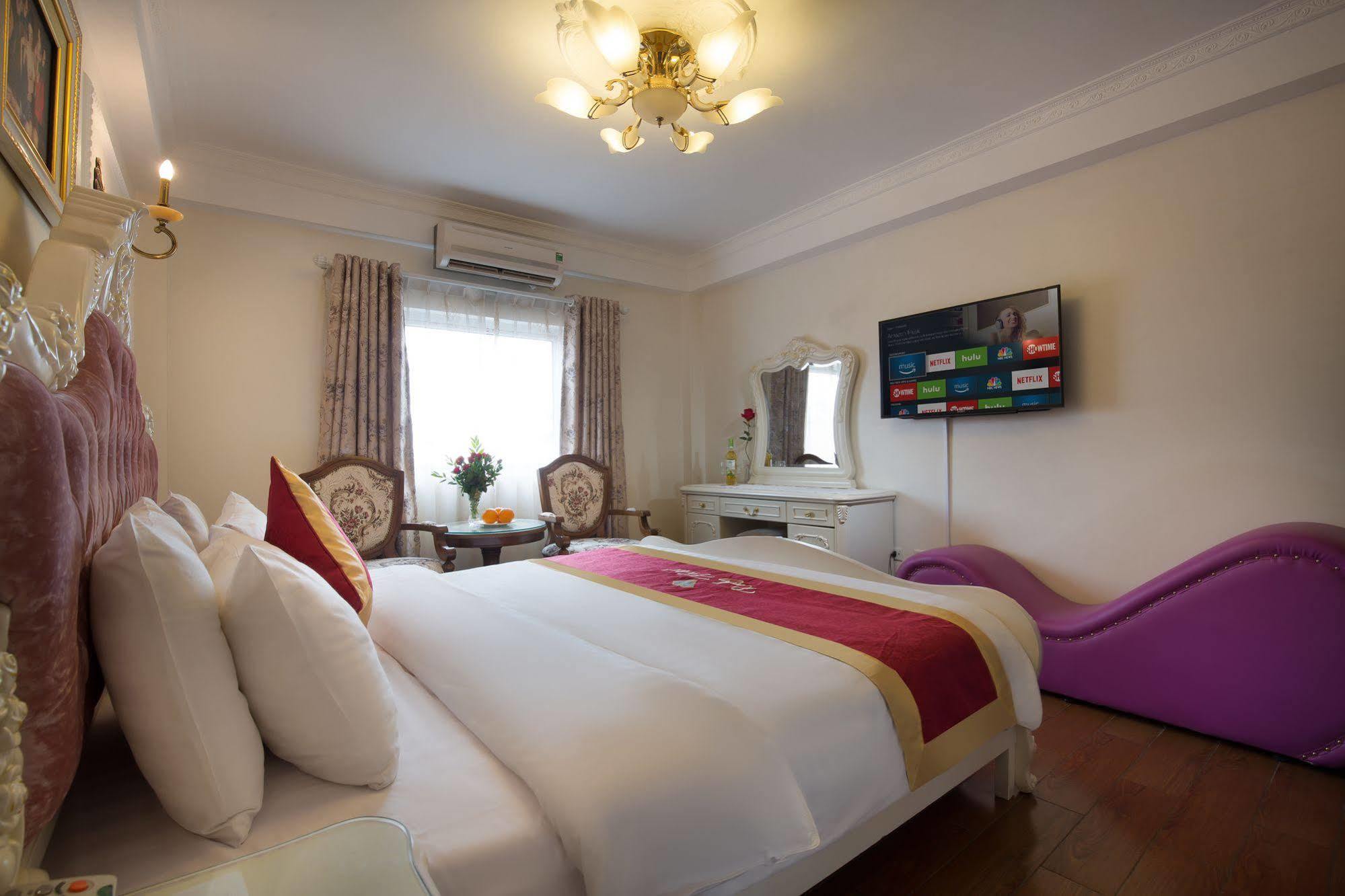 Super Oyo Capital O 1173 Le Grand Hanoi Hotel - The Ruby Buitenkant foto